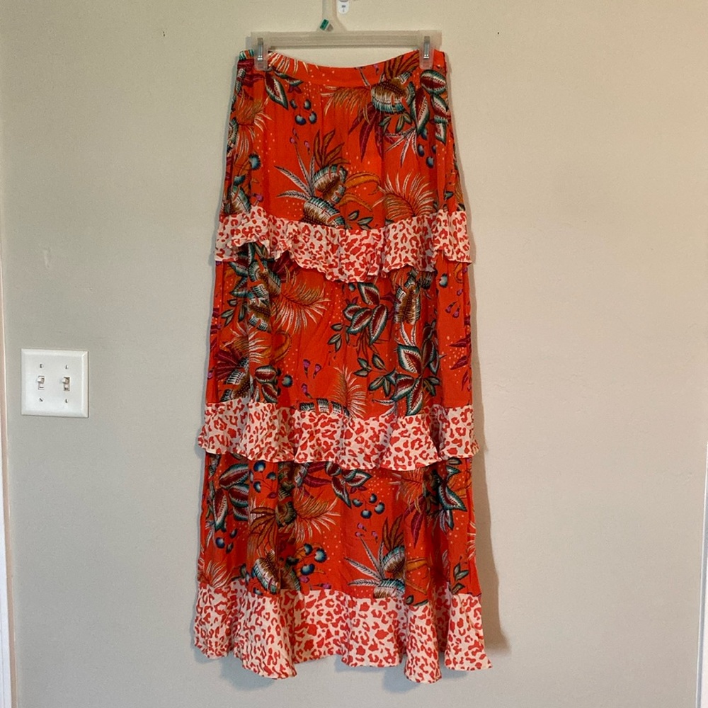 NWT ruffle skirt